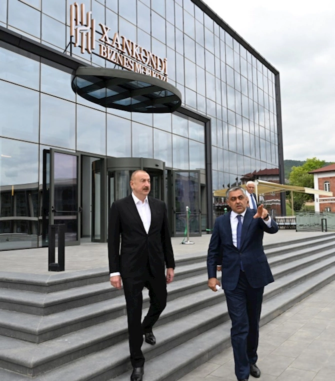 Prezident İlham Əliyev “Xankəndi” Biznes Mərkəzinin açılışında iştirak edib — FOTOLAR Prezident İlham Əliyev “Xankəndi” Biznes Mərkəzinin açılışında iştirak edib — FOTOLAR