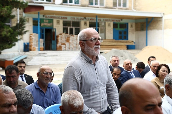 Hacıqabulun Talış kəndində səyyar qəbul-görüş keçirildi — FOTOLAR