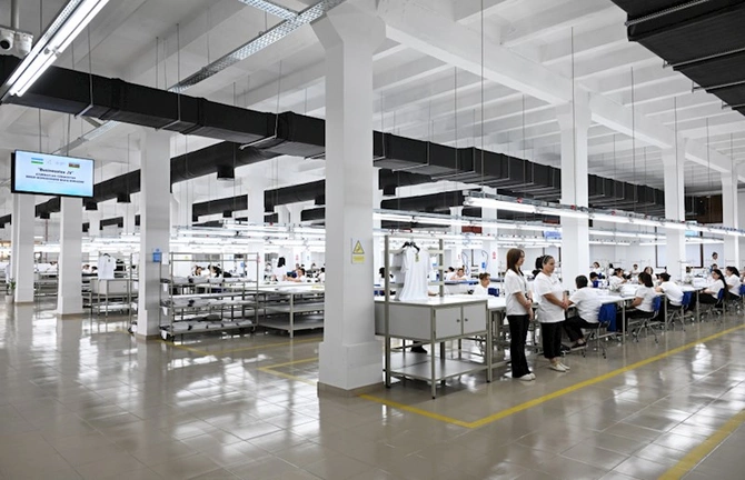 Prezidentləri Xankəndidəki Businesstex JV tikiş fabrikinin fəaliyyəti ilə tanış oldu — FOTOLAR Prezidentləri Xankəndidəki Businesstex JV tikiş fabrikinin fəaliyyəti ilə tanış oldu — FOTOLAR