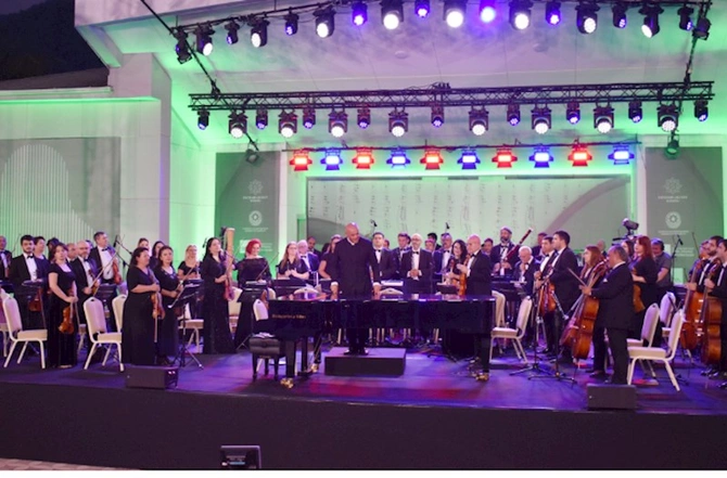 XIV Qəbələ Beynəlxalq Musiqi Festivalı başa çatdı — FOTOLAR