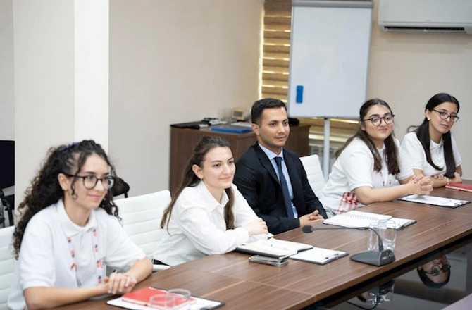 III Şuşa Qlobal Media Forumuna qatılan “MEDİA Könüllülərinə təşəkkürnamələr verildi — FOTOLAR