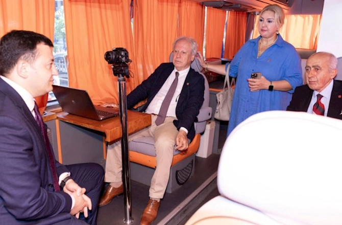 Türkiyəli jurnalistlər “ASAN xidmət”də — FOTOLAR Türkiyəli jurnalistlər “ASAN xidmət”də — FOTOLAR