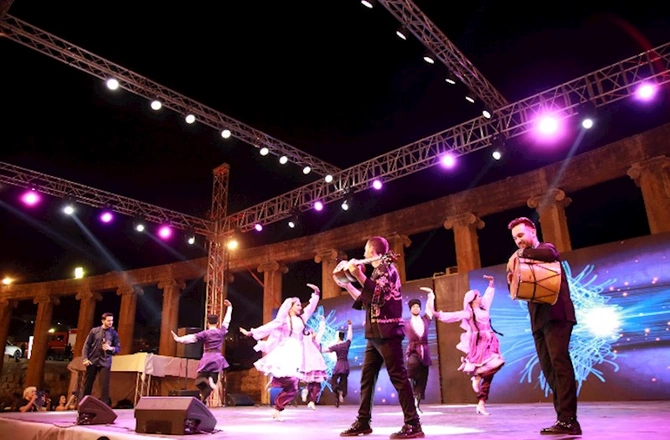 39-cu Caraş Beynəlxalq Mədəniyyət və İncəsənət Festivalında Azərbaycan da təmsil olunur — FOTOLAR