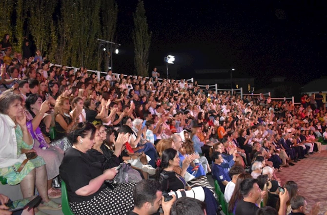 XIV Qəbələ Beynəlxalq Musiqi Festivalı başa çatdı — FOTOLAR