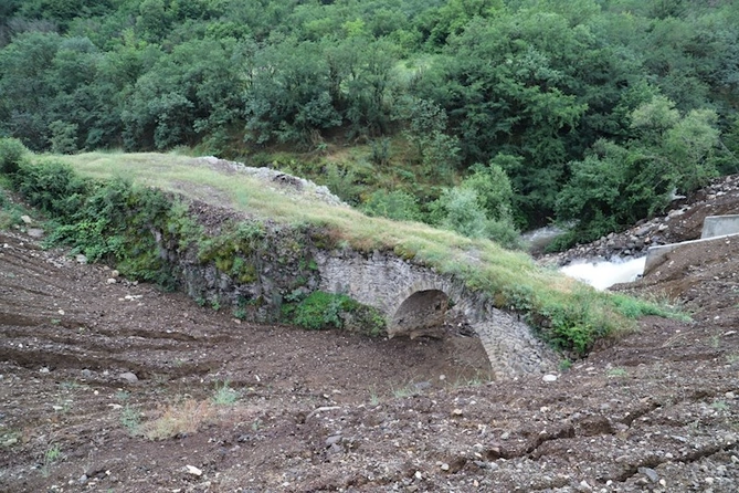 İşğaldan azad edilən ərazilərdə 44 yeni abidə aşkarlandı — FOTOLAR