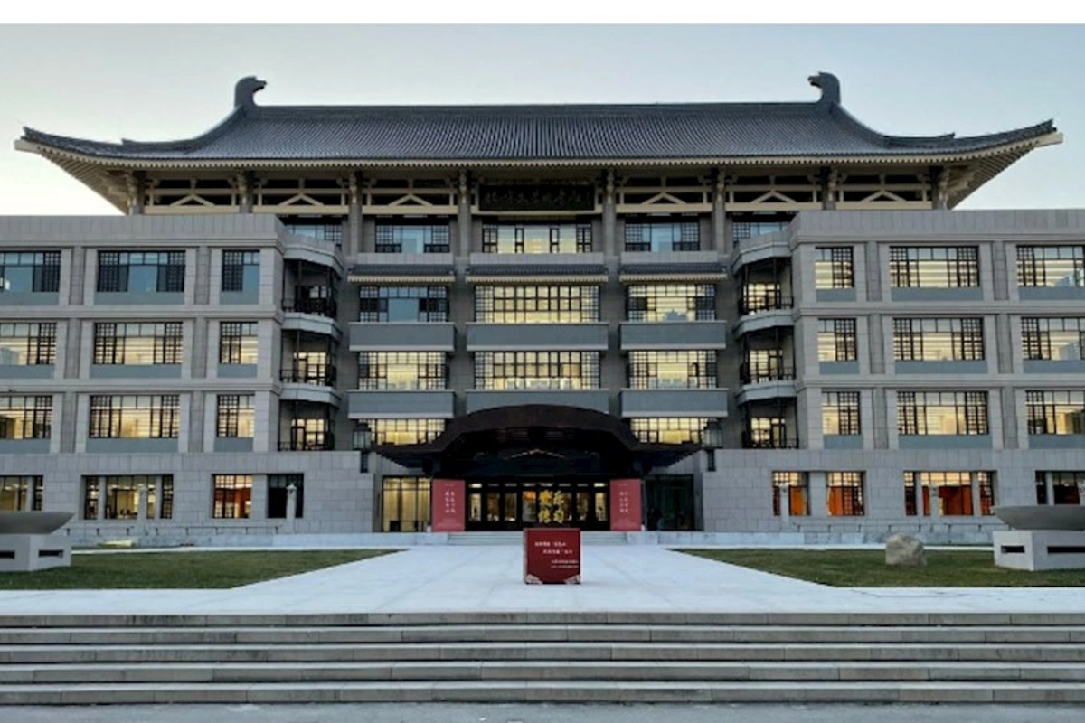 Tələbələrimiz Çinin aparıcı universitetlərində təqaüdlə təhsil ALACAQ