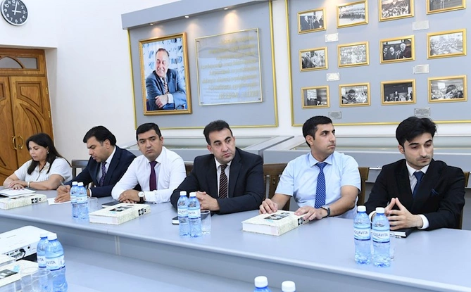 Dövlət Komitəsində Qərbi Azərbaycanla bağlı kitabın təqdimat mərasimi keçirilib