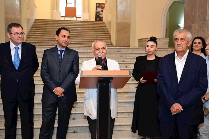 Muzey Mərkəzində gənc rəssamların “Sənin adın nədir?” adlı sərgisi açılıb — FOTOLAR
