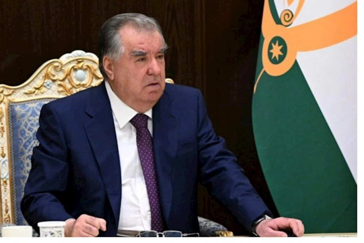 Tacikistan Prezidenti ECO sammitində iştirak etmək üçün Azərbaycana yola düşüb