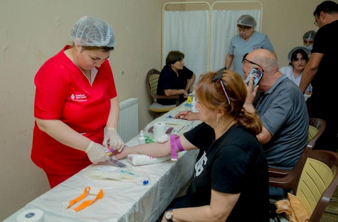 Salyanda Aşura günü ilə əlaqədar könüllü qanvermə aksiyası — FOTOLAR