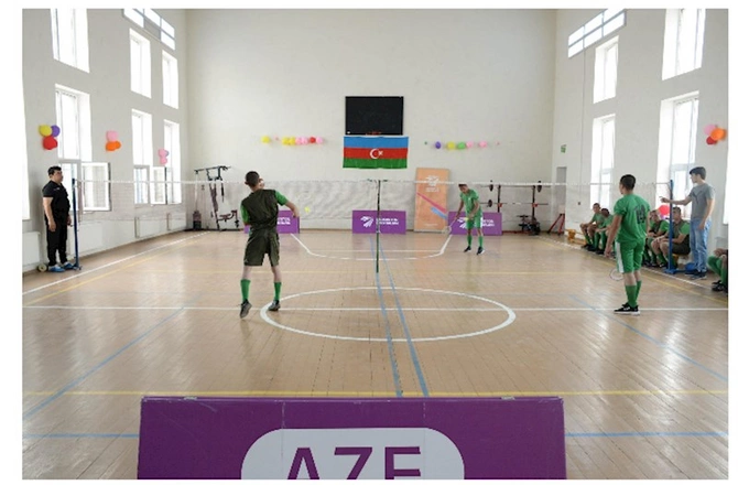 Məhkumlar arasında badminton yarışı — FOTOLAR Məhkumlar arasında badminton yarışı — FOTOLAR