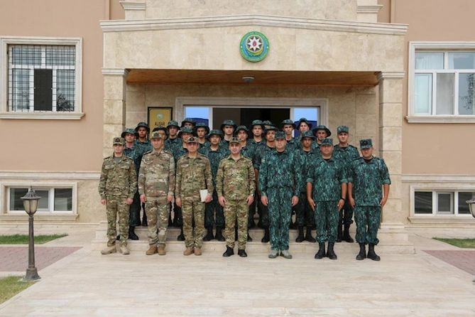 Hərbi prokuror sərhədçilərlə birlikdə — FOTOLAR