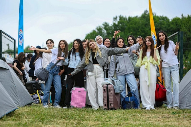 Gənclərin festivalı “Yay Fest 2025”ə start verildi — FOTOLAR