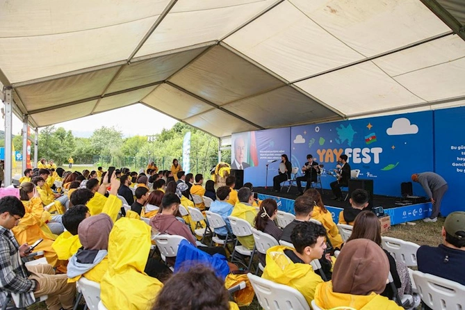 Gənclərin festivalı “Yay Fest 2025”ə start verildi — FOTOLAR