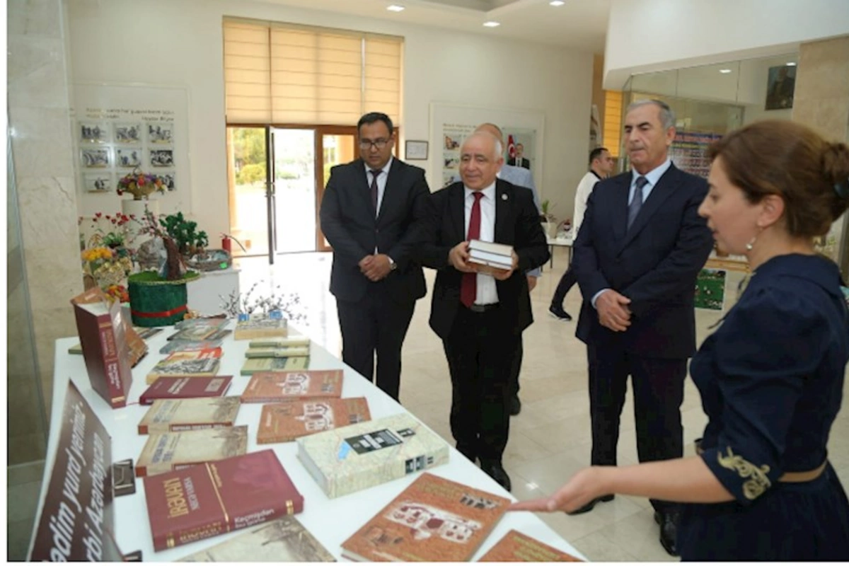 Hacıqabul rayonunda “Qərbi Azərbaycan İrsi” kitabının I cildinin təqdimat mərasimi keçirilib — FOTOLAR