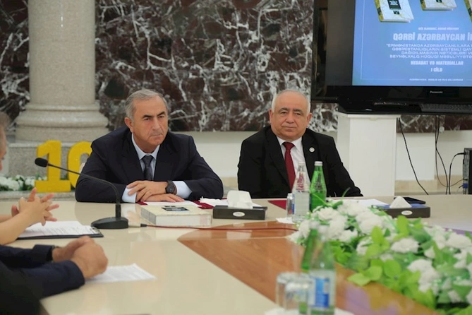 Hacıqabul rayonunda “Qərbi Azərbaycan İrsi” kitabının I cildinin təqdimat mərasimi keçirilib — FOTOLAR