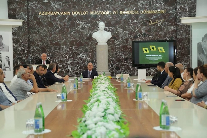 Hacıqabul rayonunda “Qərbi Azərbaycan İrsi” kitabının I cildinin təqdimat mərasimi keçirilib — FOTOLAR