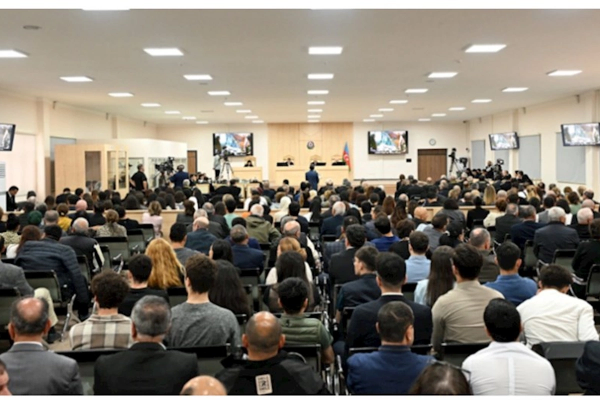 Xocalıda girov götürülmüş qadın: Bıçağı uşaqlarımın boğazına söykəməklə mənə iztirab verirdilər