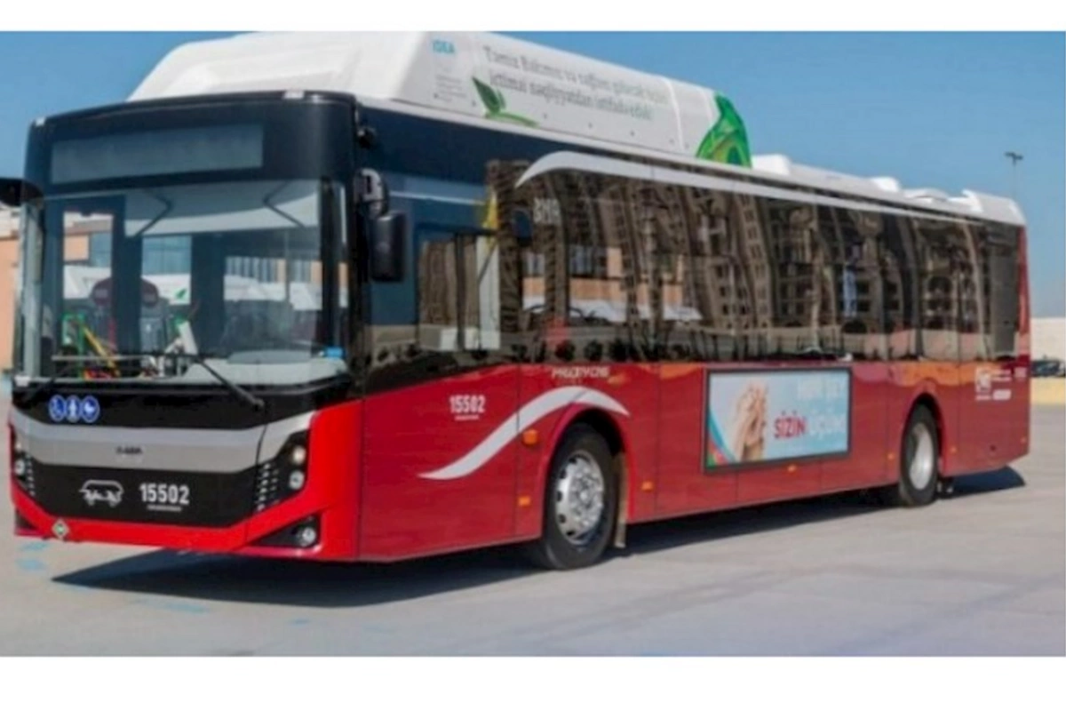 BakuBus avtobusunda HƏYƏCANLI ANLAR — VİDEO