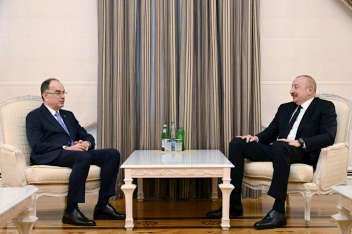 Albaniya Prezidenti İlham Əliyevə məktub ünvanlayıb
