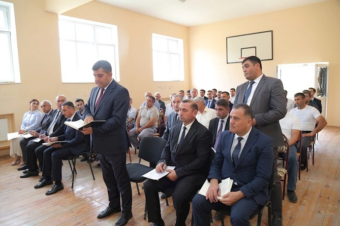 Hacıqabulun Tağılı kəndində səyyar qəbul-görüş keçirildi — FOTOLAR