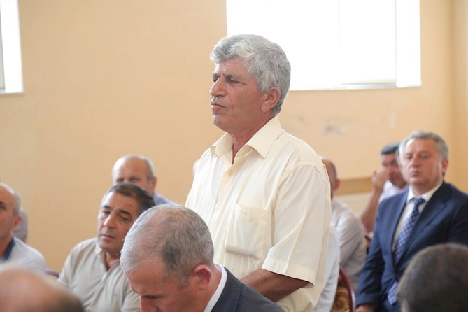 Hacıqabulun Tağılı kəndində səyyar qəbul-görüş keçirildi — FOTOLAR