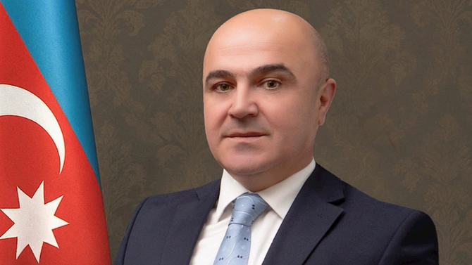 Dövlət sektorunda çalışmaq istəyənlərin NƏZƏRİNƏ — Ştatların sayı AZALDILIR? Dövlət sektorunda çalışmaq istəyənlərin NƏZƏRİNƏ — Ştatların sayı AZALDILIR?