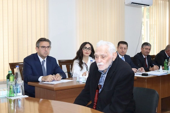 Zaur Mikayılov Tovuzda vətəndaşlarla görüşüb — FOTOLAR