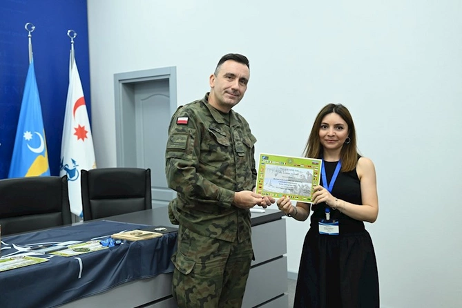 Bakıda strateji kommunikasiyalar mövzusunda kurs keçirildi — FOTOLAR Bakıda strateji kommunikasiyalar mövzusunda kurs keçirildi — FOTOLAR