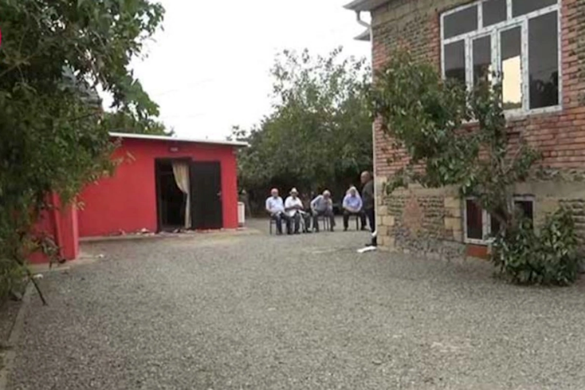 Azərbaycanda qayın gəlini yatdığı yerdə mülkə görə qətlə yetirib? — FOTO