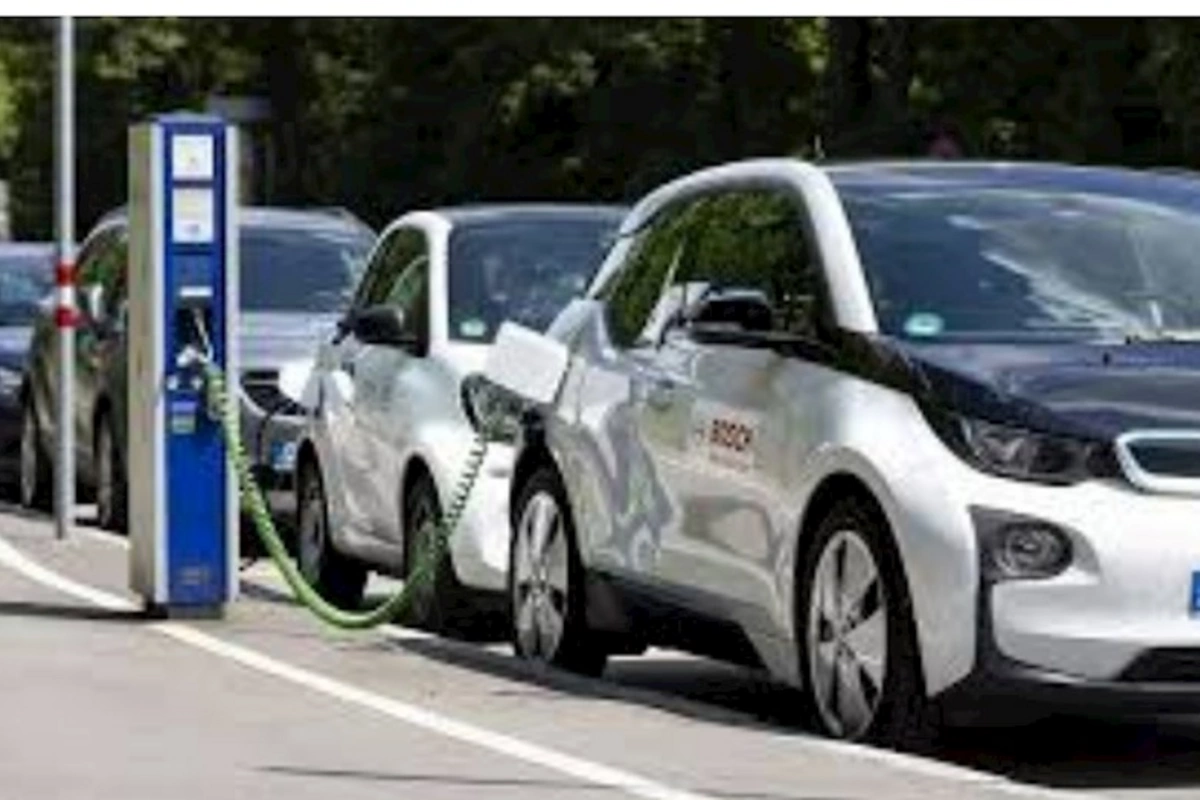 Reklamı da azalıb, satışı da — Elektromobil eyforiyası başa çatır?