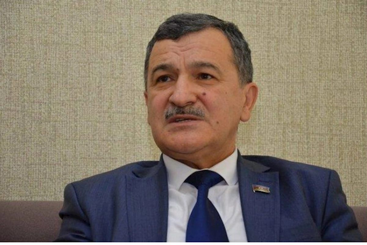 Tələbələr məcburi sürücülük və üzgüçülük kursuna göndərilsin — Deputatdan TƏKLİF