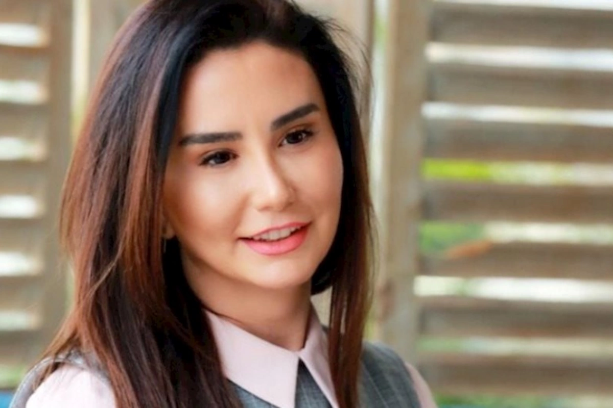 Leyla yıxıldı, ayağı zədələndi — FOTO