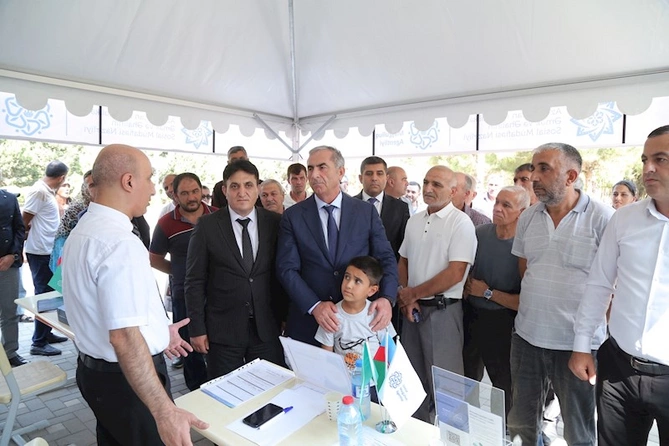 Hacıqabul rayonunda əmək yarmarkası keçirilmişdir — FOTOLAR