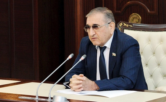 Deputatlar qərarı dəstəklədi: Yas mərasimləri sadələşdirilir Deputatlar qərarı dəstəklədi: Yas mərasimləri sadələşdirilir
