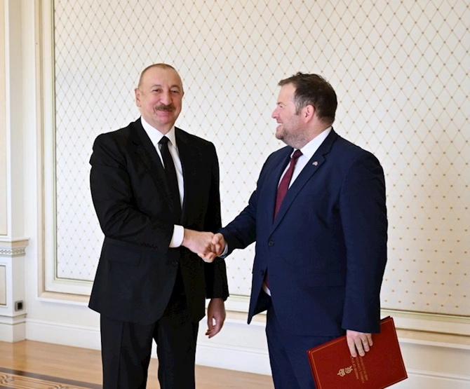 İlham Əliyev Stiven Doutini qəbul etdi — FOTOLAR İlham Əliyev Stiven Doutini qəbul etdi — FOTOLAR
