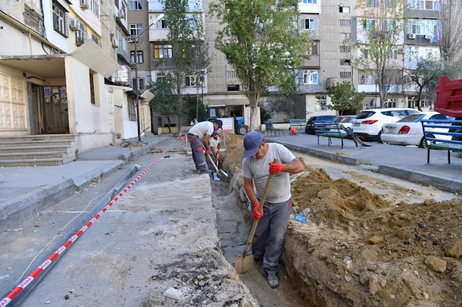 Yasamalda su təchizatı yaxşılaşdırılır — FOTOLAR Yasamalda su təchizatı yaxşılaşdırılır — FOTOLAR