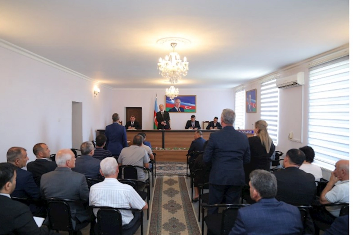 Hacıqabul Rayon İcra Hakimiyyətində növbəti vətəndaş qəbulu keçirildi — FOTOLAR