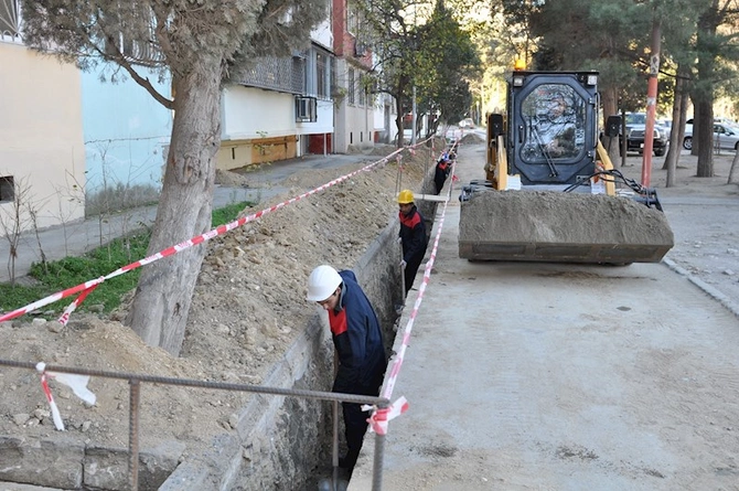 Yasamalda su təchizatı yaxşılaşdırılır — FOTOLAR Yasamalda su təchizatı yaxşılaşdırılır — FOTOLAR