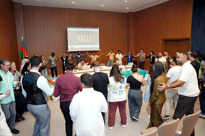 II Beynəlxalq Multikulturalizm Gənclər Forumunun iştirakçıları Şuşa və Xankəndi şəhərlərində olublar — FOTOLAR