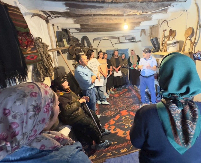 Qrızda kənd turizmi brendinin yaradılmasına dair təlim keçirildi — FOTOLAR