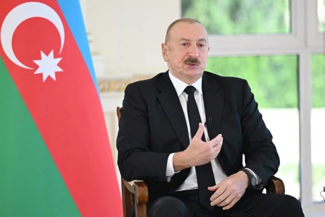 İlham Əliyev “Əl-Ərəbiyyə” telekanalına müsahibə verib — FOTOLAR