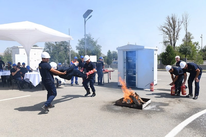 Daha bir komanda “Azərişıq” ASC-nin təşkil etdiyi ümumrespublika Peşə Ustalığı Yarışlarının regional turunun qalibi olub — FOTOLAR Daha bir komanda “Azərişıq” ASC-nin təşkil etdiyi ümumrespublika Peşə Ustalığı Yarışlarının regional turunun qalibi olub — FOTOLAR
