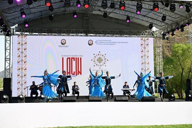 Laçın Şəhəri Günü konsertlə qeyd olundu — FOTOLAR Laçın Şəhəri Günü konsertlə qeyd olundu — FOTOLAR