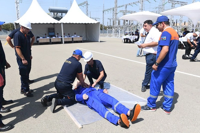 Daha bir komanda “Azərişıq” ASC-nin təşkil etdiyi ümumrespublika Peşə Ustalığı Yarışlarının regional turunun qalibi olub — FOTOLAR Daha bir komanda “Azərişıq” ASC-nin təşkil etdiyi ümumrespublika Peşə Ustalığı Yarışlarının regional turunun qalibi olub — FOTOLAR