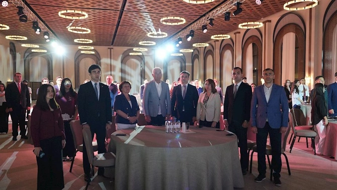 Laçında “MDB ölkələrinin Gənclər Düşərgəsi”nin bağlanış mərasimi olub — FOTOLAR Laçında “MDB ölkələrinin Gənclər Düşərgəsi”nin bağlanış mərasimi olub — FOTOLAR