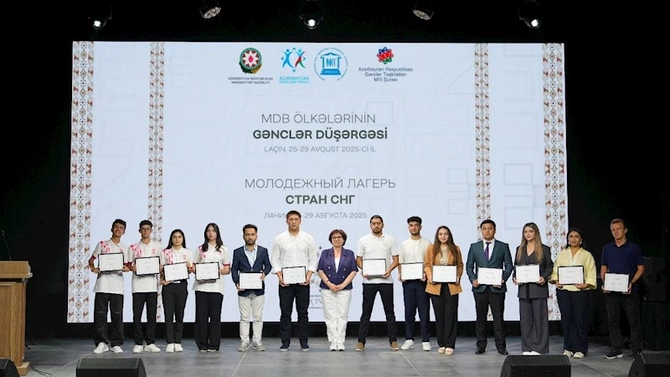 Laçında “MDB ölkələrinin Gənclər Düşərgəsi”nin bağlanış mərasimi olub — FOTOLAR Laçında “MDB ölkələrinin Gənclər Düşərgəsi”nin bağlanış mərasimi olub — FOTOLAR