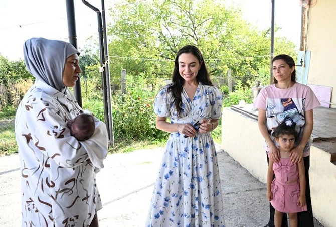 Leyla Əliyeva açılışda — FOTOLAR Leyla Əliyeva açılışda — FOTOLAR