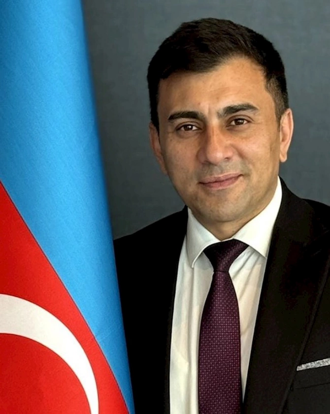 AzTV müxbirinin təklifi gündəm oldu — Gediş haqqı bu cür olsun!