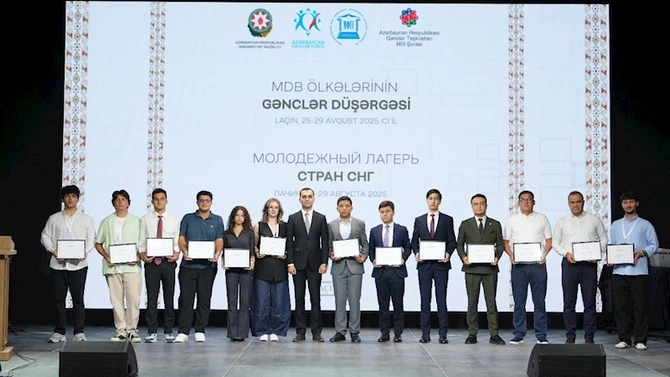 Laçında “MDB ölkələrinin Gənclər Düşərgəsi”nin bağlanış mərasimi olub — FOTOLAR Laçında “MDB ölkələrinin Gənclər Düşərgəsi”nin bağlanış mərasimi olub — FOTOLAR